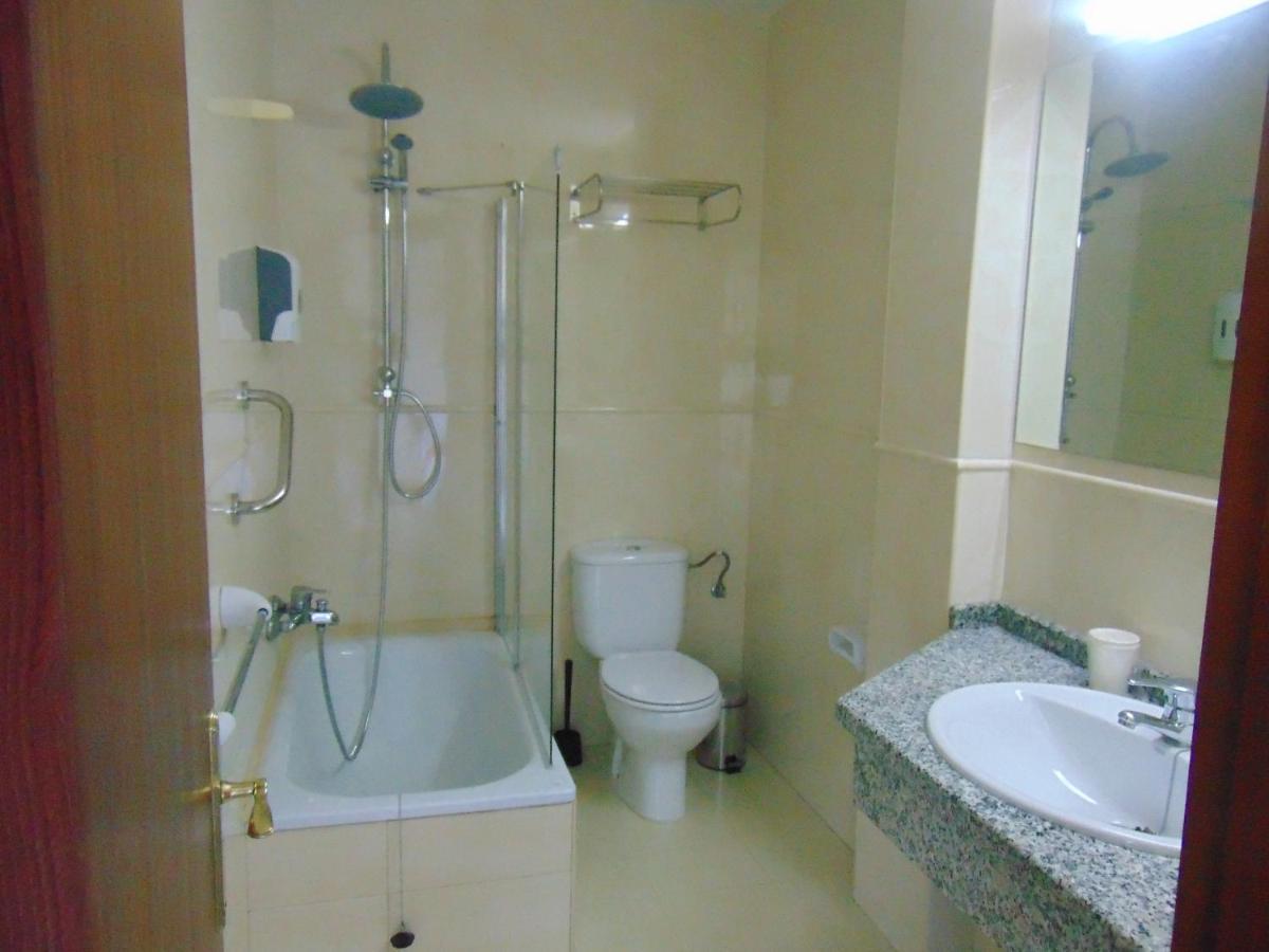 Hotel El Mirador Del Nalon San Roman  ภายนอก รูปภาพ